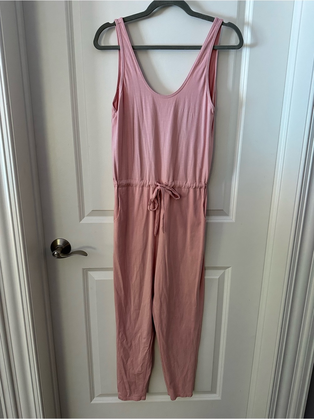 ETHOS Women's Pink Sleeveless Jumpsuit with Drawstring Waist